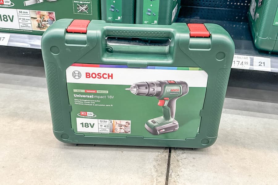 Akku Schlagbohrschrauber Bosch Universal Impact 18